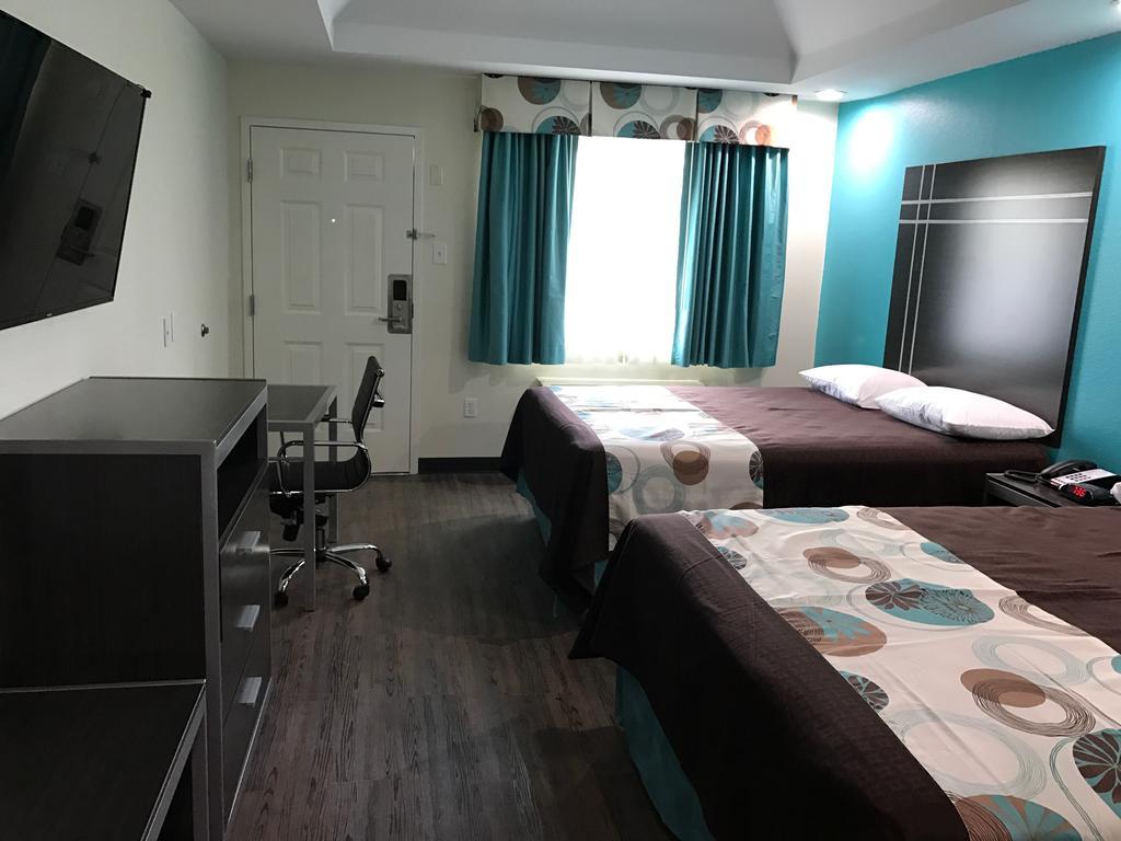 Americas Best Value Inn & Suites Spring / N. Houston Экстерьер фото